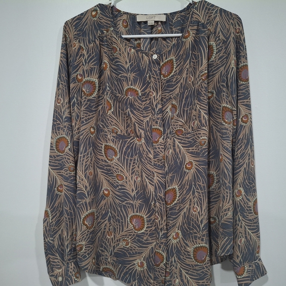 Vintage Patterned Button-Up Shirt - Picture 2 of 6